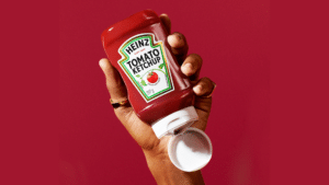 Heinz apresenta nova campanha, que tem como objetivo reforçar o amor irracional que os amantes de ketchup sentem pela marca.