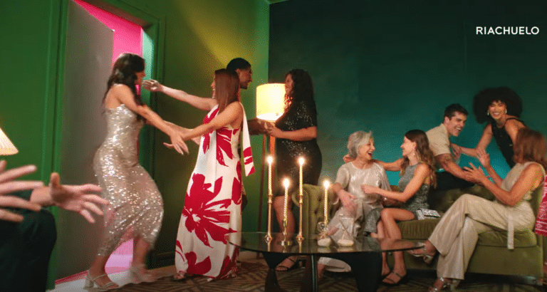Estrelada por por Rafa Kalimann e Thaynara OG, Riachuelo apresenta a campanha “A festa é você”