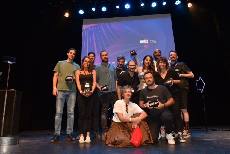 Os vencedores do WHEXT Awards 2023 foram divulgados em cerimônia na noite desta quinta-feira, dia 7 de dezembro.