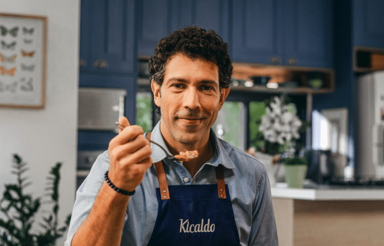 A Kicaldo acaba de fechar parceria com o chef do restaurante Mocotó, Rodrigo Oliveira, para celebrar seus 25 anos.