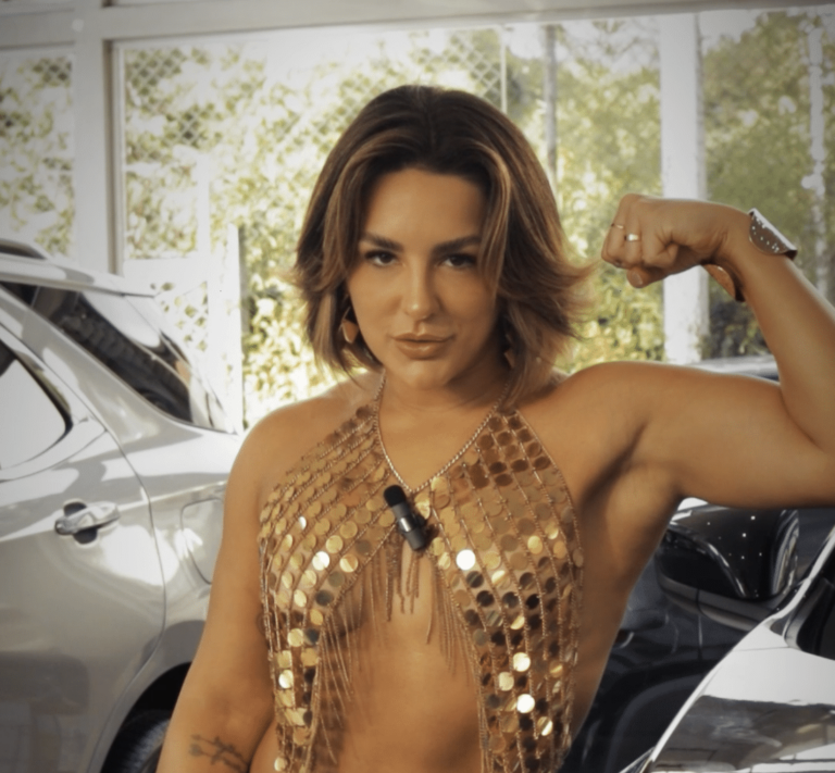 A Chevrolet convidou a influenciadora Kéfera Buchmann para divulgar sua nova promoção CCC - Concorra a um carro Chevrolet.