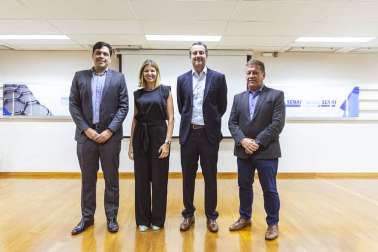 Uma iniciativa desenvolvida entre a Gerdau e o SENAI-SP está impactando diretamente meio milhão de jovens no estado de São Paulo, anualmente.