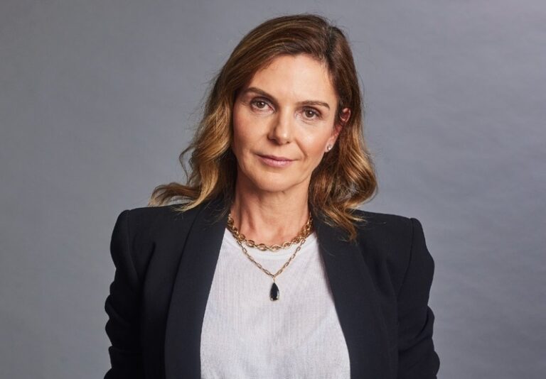 Marcia Neri será a nova diretora de Marketing da HPE Automotores, que representa as marcas Mitsubishi Motors e Suzuki Veículos no Brasil.