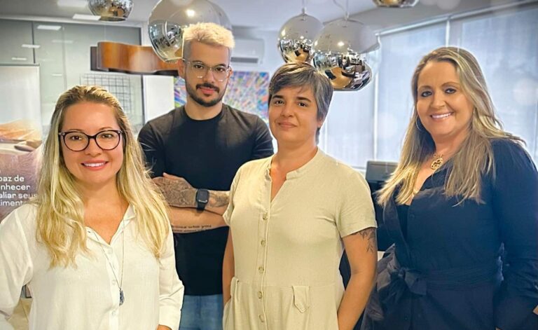 A Ilha Crossmídia anuncia a chegada de quatro novos profissionais para reforçar as equipes de atendimento, criatividade e produção.