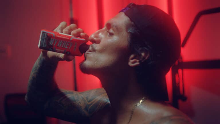 A nova campanha da Integralmedica, que mostra que a vida de surfista não é só curtição, como muitos pensam, é estrelada por Gabriel Medina.
