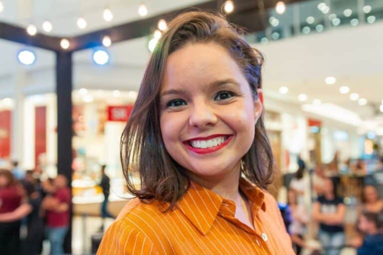 O Shopping Metrópole, em São Bernardo do Campo, anuncia a chegada da nova gerente de marketing, Fabíola Peppe. 