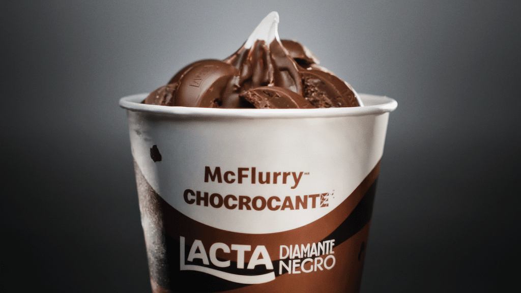 O McDonald's apresenta mais um produto exclusivo em seu cardápio: o McFlurry Chocrocante Lacta Diamante Negro.
