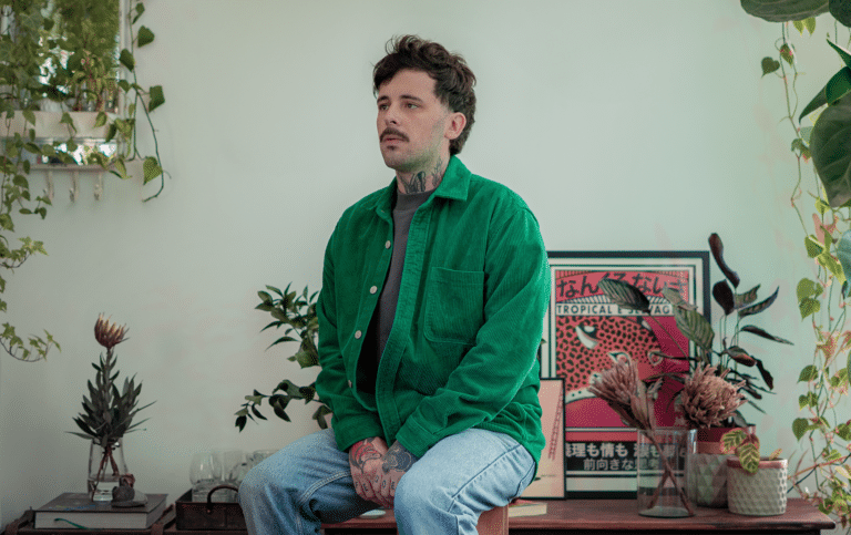 O U-Studio incrementa sua área de criação com a chegada do profissional Paulinho Duarte, que assume o cargo de creative e content lead. 
