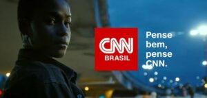 A CNN Brasil lança, após completar 4 anos, uma campanha institucional onde apresenta ao público o seu posicionamento. 