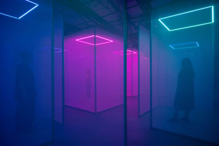 Google e Chromasonic transforam cores em sensações na Milan Design Week 2024