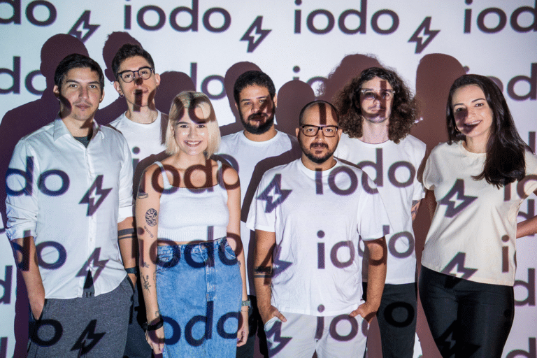 Nasce a IODO, como uma resposta às dissonâncias entre os mercados de publicidade e tecnologia, que deveriam andar de mãos dadas.