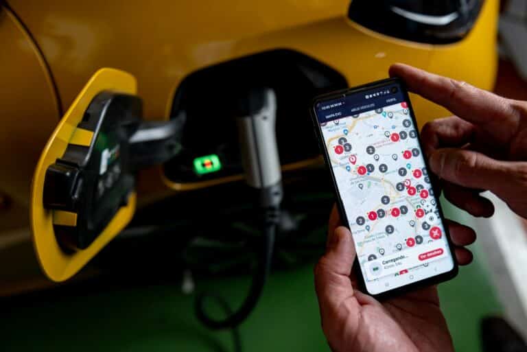 TUPI promove a campanha “Grand Electric Auto” em parceria com dezenas de streamers, para se aproximar deste público através dos games.