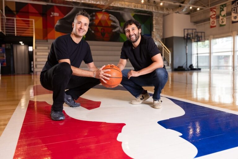 A NBA anunciou hoje uma parceria com a XP, que consolida a companhia como a primeira marca financeira patrocinadora da NBA no Brasil. 