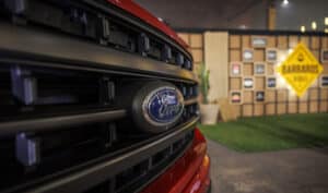 A Ford marca presença, pelo segundo ano consecutivo, como patrocinadora do renomado festival Bárbaros BBQ.