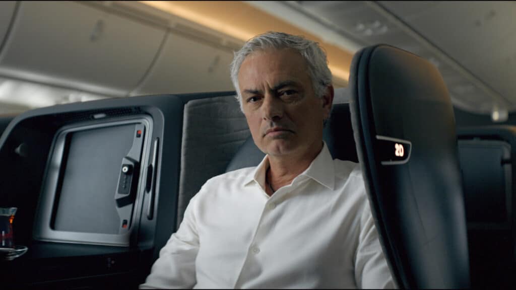 A Turkish Airlines, patrocinadora da UEFA Champions League, anunciou uma colaboração com o renomado treinador de futebol José Mourinho.