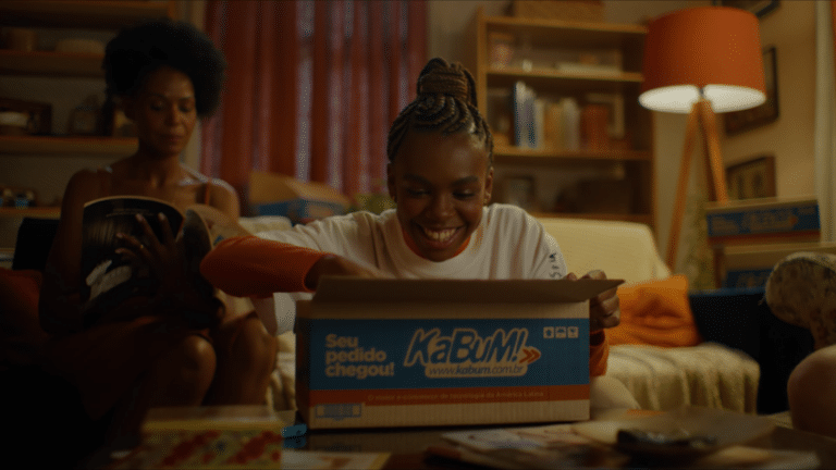 O estúdio criativo Asa Onze acaba de lançar o filme "Diversão em Família", da campanha "Aperte o K", do KaBuM!