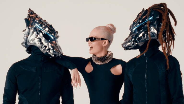 ColorBar lança o clipe do novo single "Superbaby," música da banda Paradise Guerrilla que representa uma ode ao empoderamento feminino.