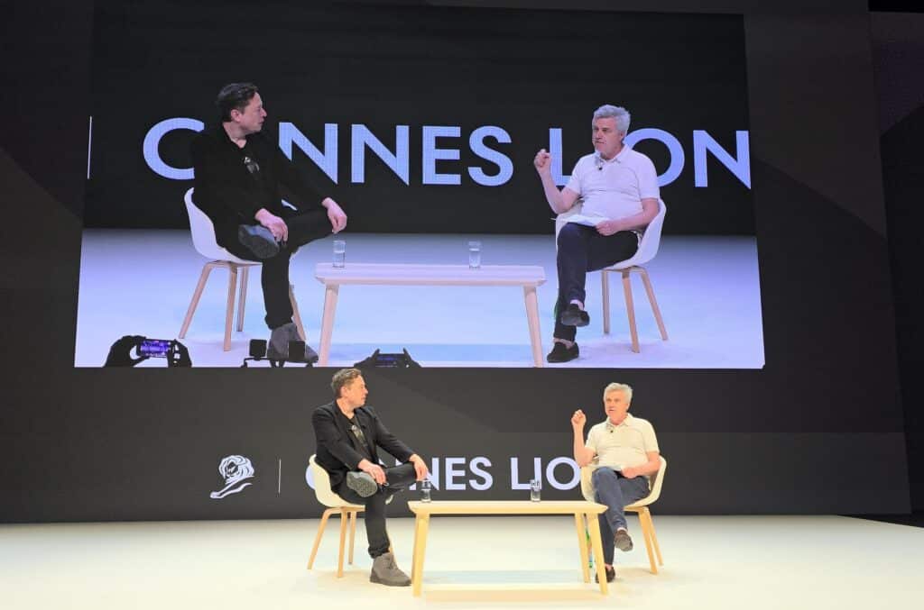 Mark Read e Elon Musk