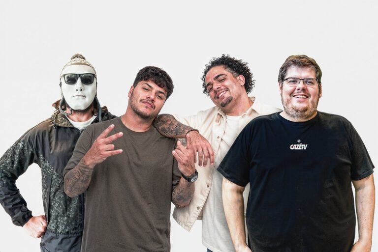 A CazéTV e o Podpah se juntaram para lançar o "PodCopah", novo programa que começa no próximo dia 20 de junho.