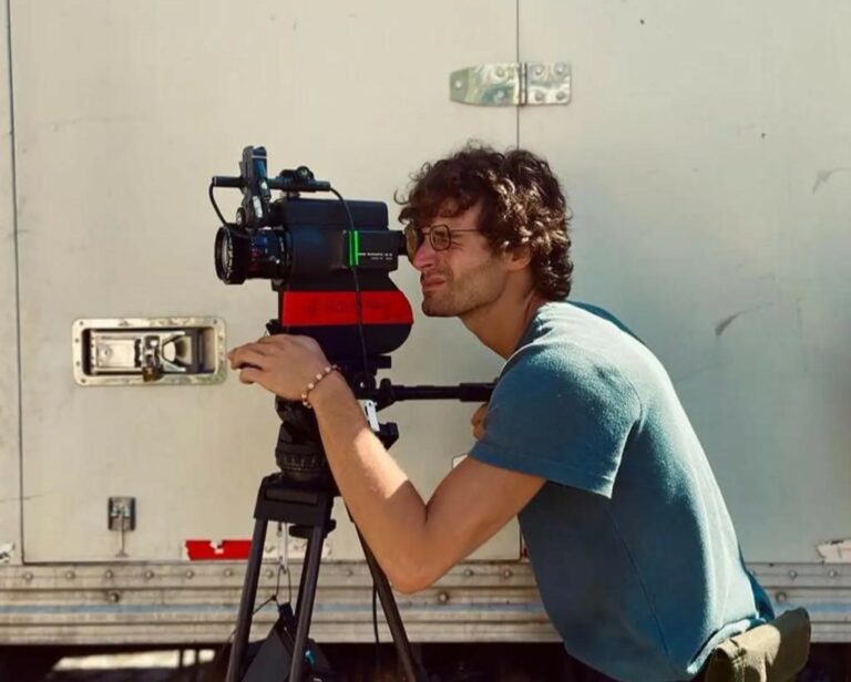 A MyMama Entertainment anuncia o profissional Breno Moreira como o mais novo integrante de seu casting de diretores.