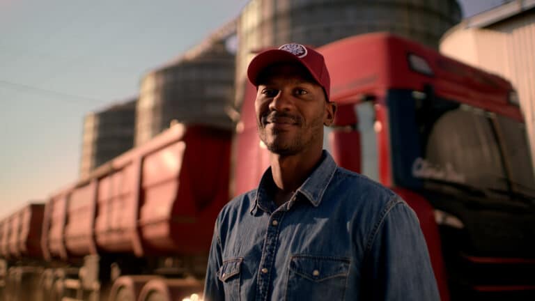 O Bradesco lançou sua nova campanha, que destaca a importância do agronegócio brasileiro e a parceria do banco com esse segmento.