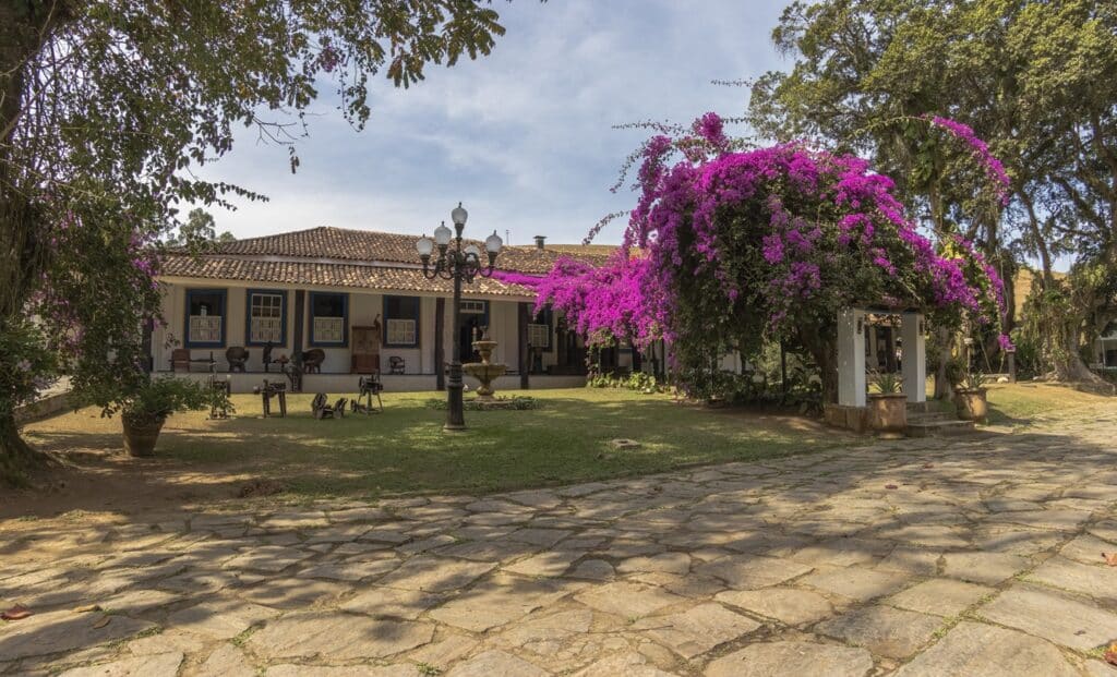 O Resort Fazenda 3 Pinheiros, localizado em Engenheiro Passos, anuncia Gabriela de Carvalho como nova diretora de Marketing e Vendas.