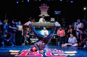 Organizada pela agência oito, a grande final nacional Red Bull BC One Cypher Brazil acontecerá no Auditório Ibirapuera Oscar Niemeyer.