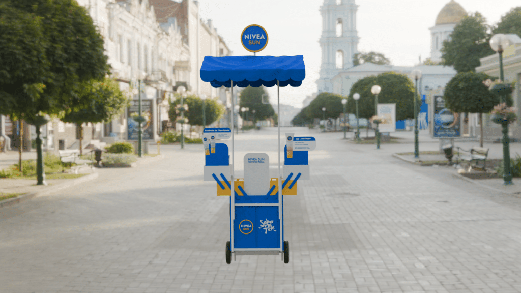 Pensando na importância da proteção solar, NIVEA SUN reuniu a Linha NIVEA SUN BEAUTY EXPERT e Salva Pele para incentivar os pedestres.