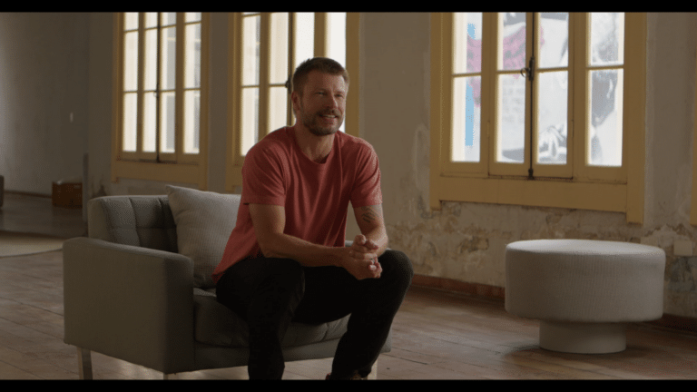 A agência E4 acaba de lançar a campanha "Meu nutri, me nutre", estrelada pelo ator, apresentador e atleta Rodrigo Hilbert.