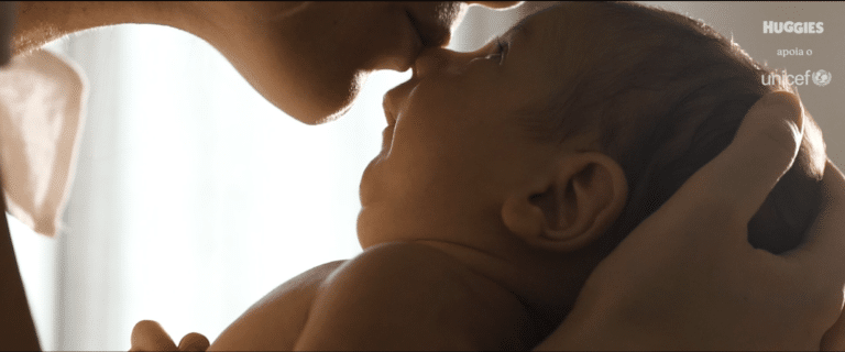 Hggies ilustrou sua parceria com o UNICEF em um novo vídeo, que conversa diretamente com o bebê e segue a proposta de comunicação da marca. 