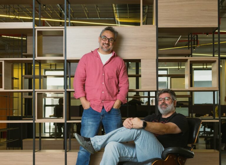 A Nacional Comunicação comunica a chegada de dois novos talentos ao seu time criativo: Leandro Câmara e David Romanetto.