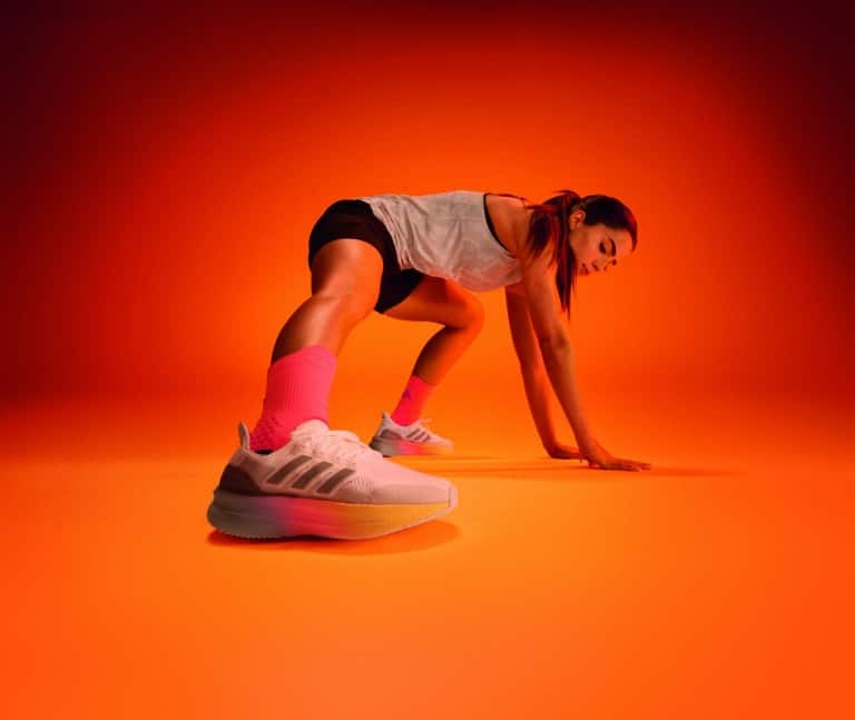 A Adidas acaba de anunciar a atriz, empresária e influenciadora digital Jade Picon como estrela de sua mais recente campanha global.