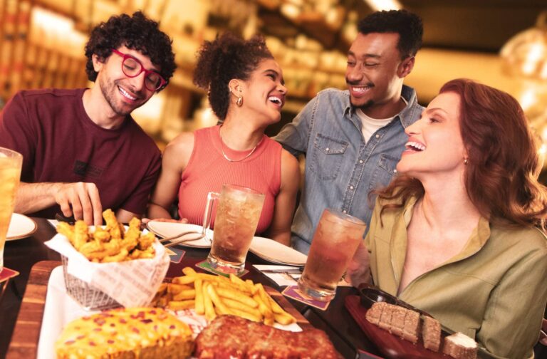 O Outback Steakhouse se tornou sinônimo de grandes comemorações, e agora o restaurante coloca o foco em todas as pequenas grandes conquistas.