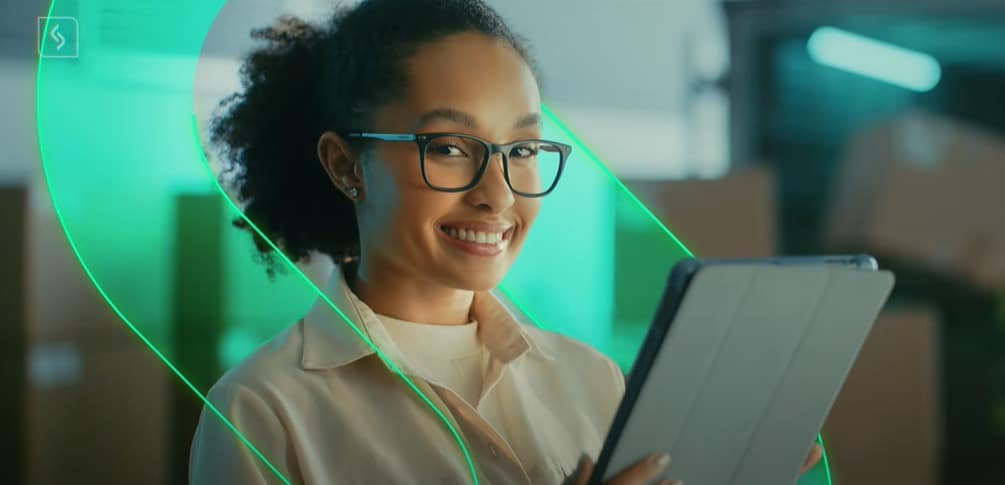A nova campanha institucional da Senior Sistemas, que leva o conceito "É mais que tecnologia. É Senior.", começa a circular.