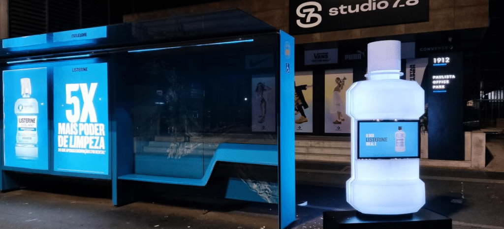 Listerine apresenta ativação interativa na Av. Paulista, para impactar o público sobre o uso de enxaguantes bucais.