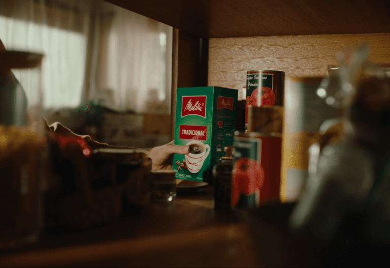 Na primeira campanha criada pela Fbiz para a Melitta, o posicionamento da marca ganha sua tradução mais fiel de forma visual e sensorial.