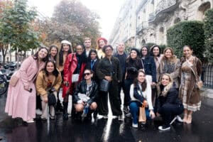 A Natura levou um grupo de influenciadoras para uma série de experiências ligadas ao universo da moda, perfumaria, make e sofisticação.
