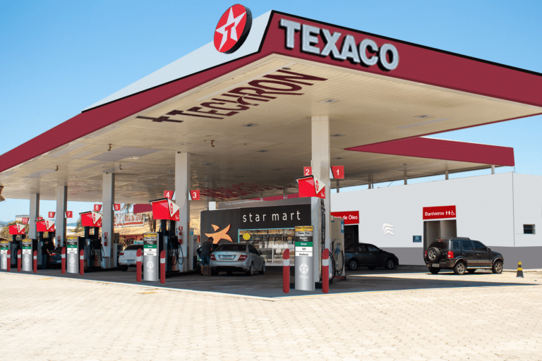 A Texaco resgata, em sua nova campanha, sua conexão com os brasileiros por meio de elementos clássicos da marca.