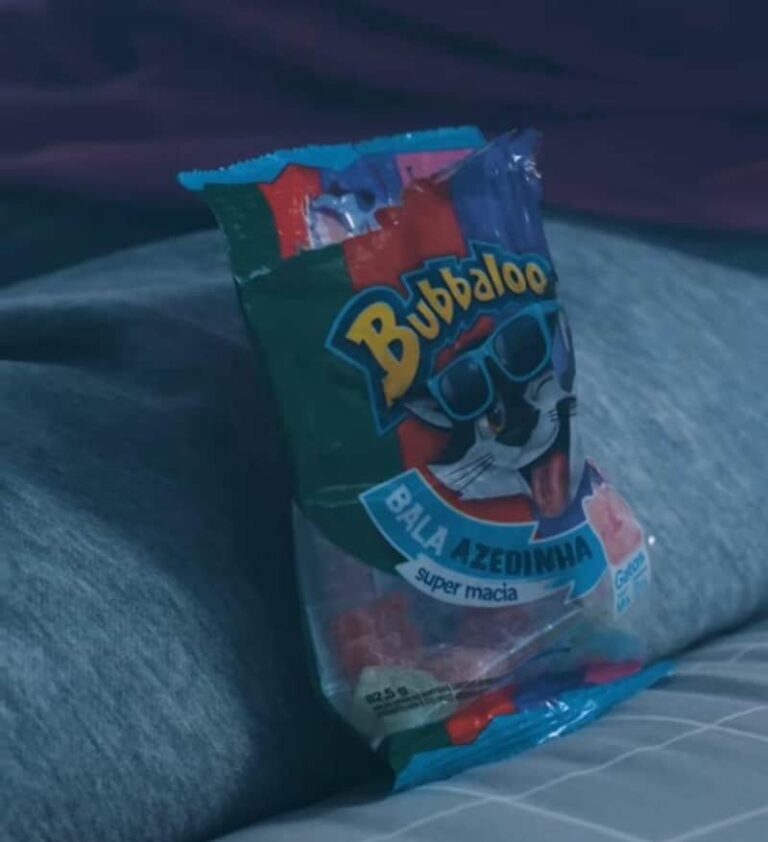 Bubbaloo convida o público a trocar o gosto amargo causado por "ghosting", pelo sabor delicioso das novas balas de Bubbaloo.