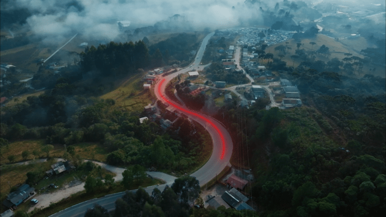 Audi do Brasil anuncia projeto em que está mapeando estradas e rodovias visando buscar curvas similares ao 'S do Senna', em Interlagos.