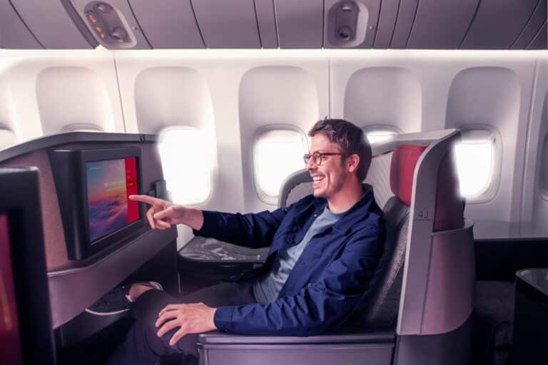Nesta Black Friday, a LATAM Airlines se uniu ao Porta dos Fundos para uma campanha, que traz conteúdos exclusivos para o site da companhia.