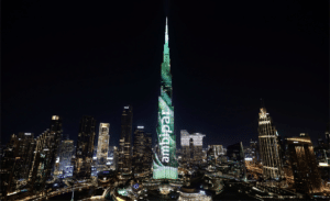 Ambipar cria campanha publicitária, produzida pela Africa Creative, no prédio mais alto do mundo para marcar sua chegada ao Oriente Médio.