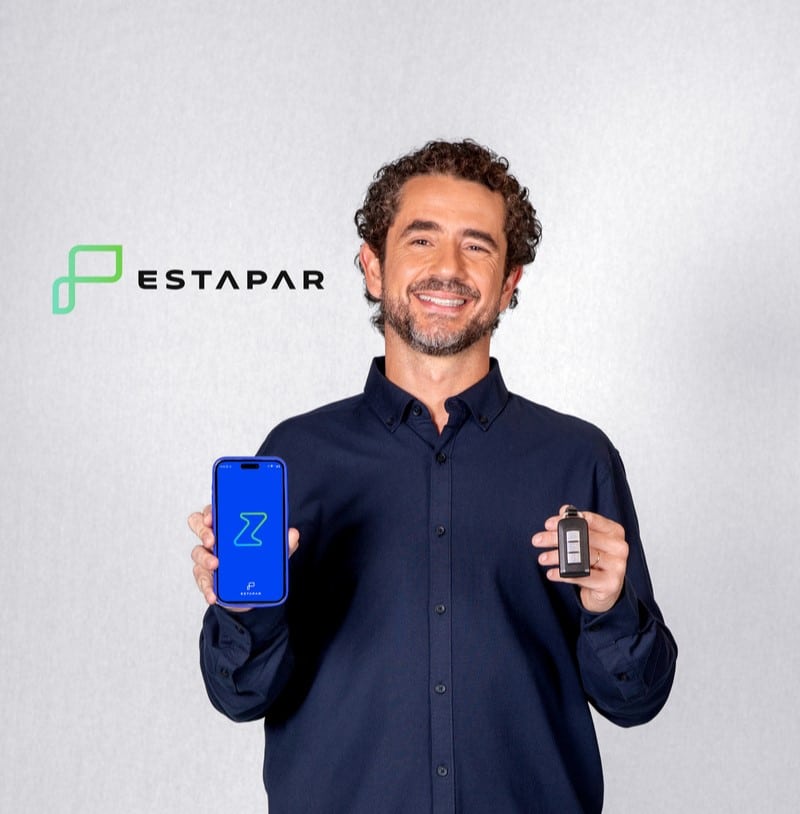 O apresentador Felipe Andreoli estreia, a partir desta semana, a nova fase da campanha "Estapar é muito mais do que Estacionamento".