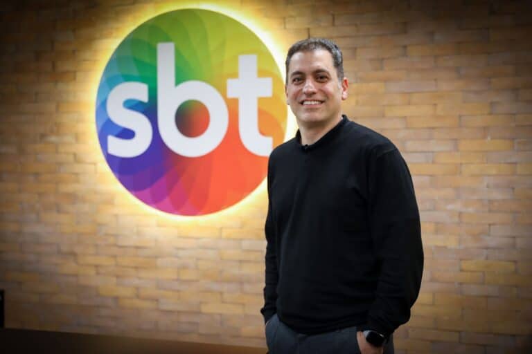 O SBT comunica o executivo Marcos Kotait como seu mais novo diretor da área Comercial, respondendo a Vicente Varella.
