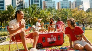 Ação da Itaipava reforça “A sede do brasileiro pede. Itaipava”, e dá continuidade à construção de uma narrativa que eleva o status da marca.