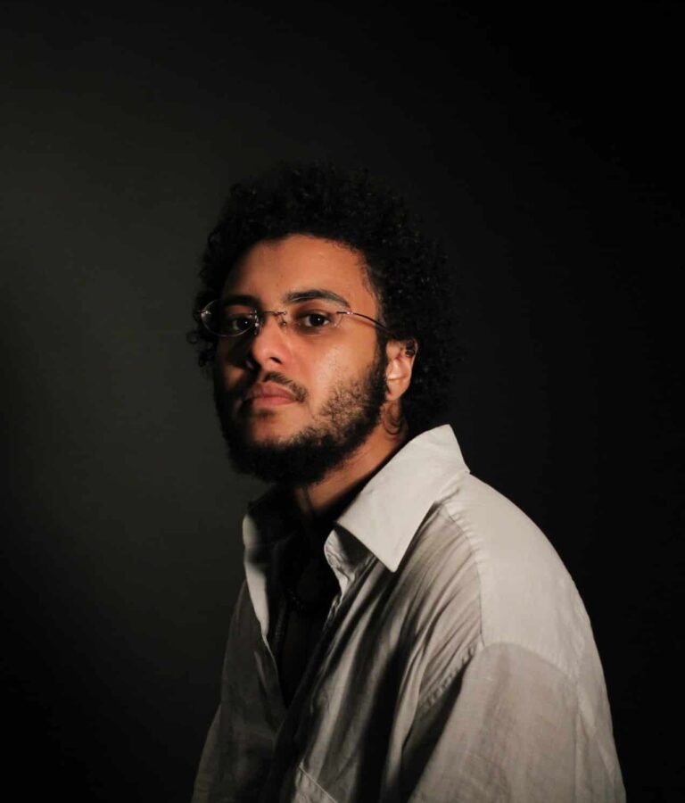 A Produtora Associados anuncia a chegada do diretor e documentarista Luz Barbosa para integrar seu time de diretores de cena.