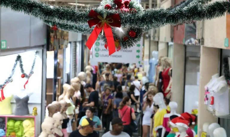 TV Linear ganha força no Natal: Pesquisa da Tunad mostra crescimento publicitário em 2024