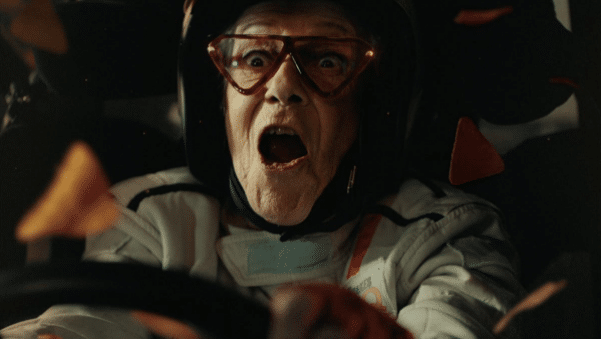 Doritos lança sua campanha de posicionamento, em que incentiva a quebra de paradigmas pela ousadia presente em cada um.