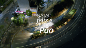 O Pão de Açúcar apresenta sua campanha de Natal, onde celebra as pequenas felicidades que se entrelaçam na época mais especial do ano.