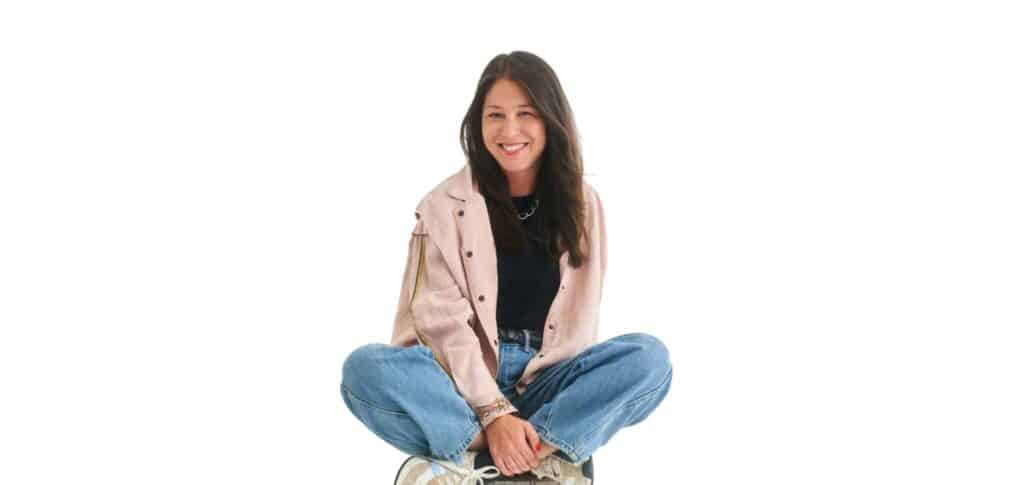 Corazon Filmes anuncia Vanessa Moriya, profissional que já atuou por diferentes disciplinas dentro da indústria, como nova diretora de cena.